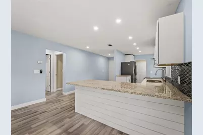 7113 Bright Creek Drive #100, Sarasota, FL 34231 - Photo 16