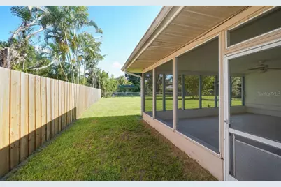 2141 Sunnyside Lane, Sarasota, FL 34239 - Photo 14
