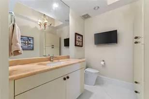 1281 Gulf Of Mexico Dr Dr, Longboat Key, FL 34228 - Photo 46