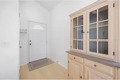 1273 Berkshire Circle, Venice, FL 34292 - Photo 6
