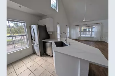 5691 Bidwell Parkway #201, Sarasota, FL 34233 - Photo 14