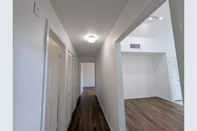 5691 Bidwell Parkway #201, Sarasota, FL 34233 - Photo 34