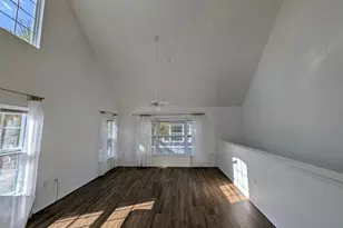 5691 Bidwell Pkwy, Sarasota, FL 34233 - Photo 8