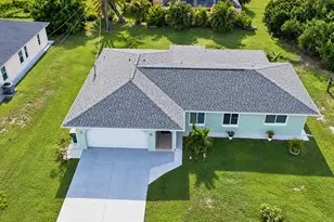 266 Warwick St NW, Port Charlotte, FL 33952 - Photo 4