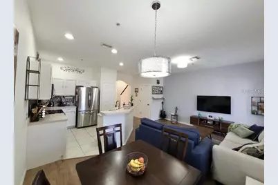 3936 Yellowstone Circle, Sarasota, FL 34233 - Photo 8