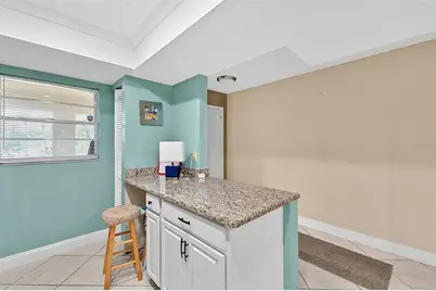 7143 Wood Creek Drive #203, Sarasota, FL 34231 - Photo 10