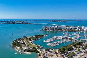 1212 Benjamin Franklin Dr, Sarasota, FL 34236 - Photo 54
