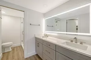 1212 Benjamin Franklin Dr, Sarasota, FL 34236 - Photo 20