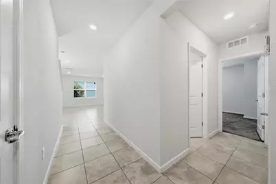 9469 Rally Spring Loop, Wesley Chapel, FL 33545 - Photo 6