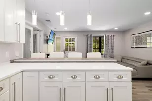 615 S Shade Ave, Sarasota, FL 34237 - Photo 10