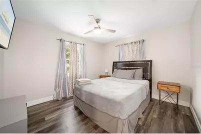 2316 Gull Lane, Sarasota, FL 34237 - Photo 16