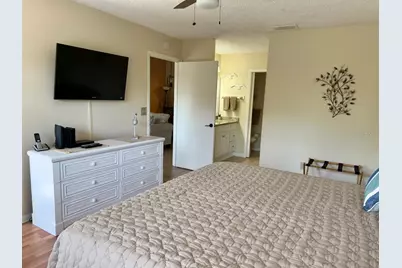 4510 47th Avenue W #203, Bradenton, FL 34210 - Photo 18