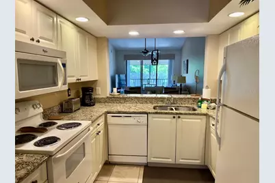 4510 47th Avenue W #203, Bradenton, FL 34210 - Photo 10