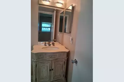7231 W Country Club Drive N #130, Sarasota, FL 34243 - Photo 12