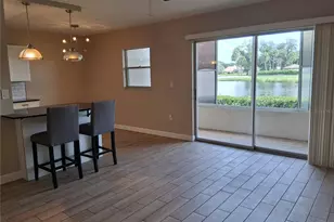 7231 W Country Club Dr N, Sarasota, FL 34243 - Photo 4