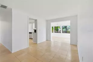 3667 Carol Ln, Sarasota, FL 34238 - Photo 16