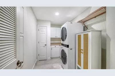 3617 Fair Oaks Place, Longboat Key, FL 34228 - Photo 34