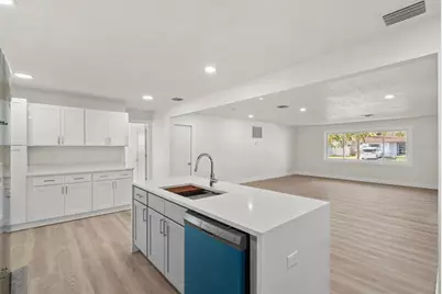 2352 Lorena Lane, Clearwater, FL 33765 - Photo 12