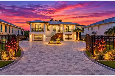 3920 Roberts Point Road, Sarasota, FL 34242 - Photo 2