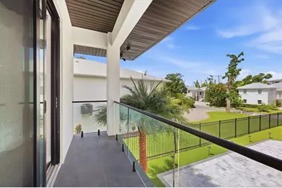 3920 Roberts Point Road, Sarasota, FL 34242 - Photo 40