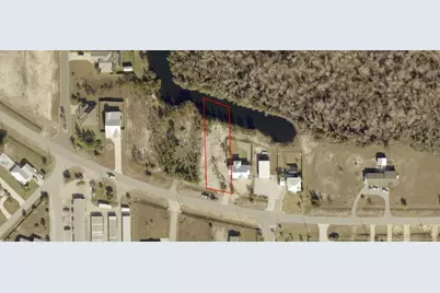 520 N 15th Street, Mexico Beach, FL 32456 - Photo 1