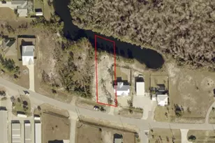 520 N 15th St, Mexico Beach, FL 32456 - Photo 1