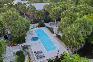 13 BayShore Cir, Placida, FL 33946 - Photo 6