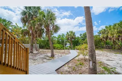 13 Bayshore Circle, Placida, FL 33946 - Photo 18