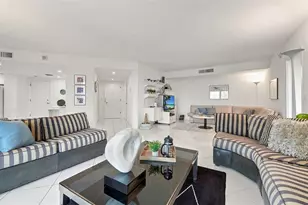 2525 Gulf of Mexico Dr, Longboat Key, FL 34228 - Photo 12