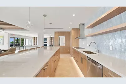 2525 Gulf Of Mexico Drive #7B, Longboat Key, FL 34228 - Photo 48