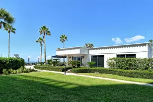 2525 Gulf of Mexico Dr, Longboat Key, FL 34228 - Photo 38