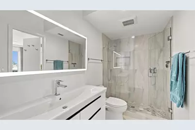 2525 Gulf Of Mexico Drive #7B, Longboat Key, FL 34228 - Photo 26