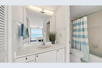2525 Gulf Of Mexico Drive #7B, Longboat Key, FL 34228 - Photo 34