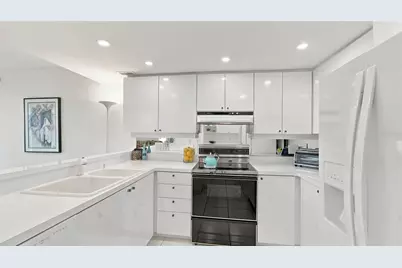 2525 Gulf Of Mexico Drive #7B, Longboat Key, FL 34228 - Photo 22