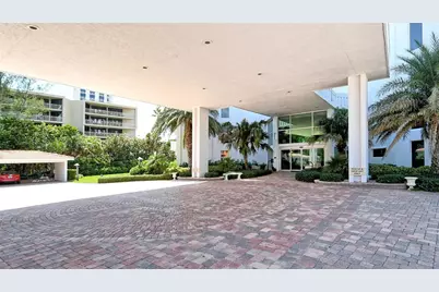 2525 Gulf Of Mexico Drive #7B, Longboat Key, FL 34228 - Photo 2