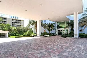 2525 Gulf of Mexico Dr, Longboat Key, FL 34228 - Photo 2