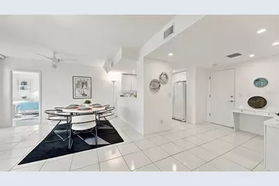 2525 Gulf Of Mexico Drive #7B, Longboat Key, FL 34228 - Photo 16