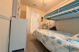 215 60th St NW, Bradenton, FL 34209 - Photo 10
