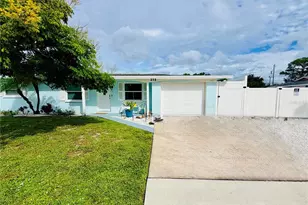215 60th St NW, Bradenton, FL 34209 - Photo 1