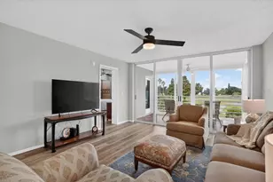 4570 Pinebrook Cir, Bradenton, FL 34209 - Photo 6