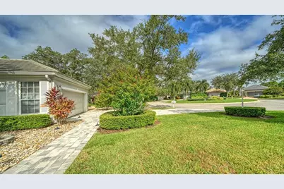 7126 Kensington Court, University Park, FL 34201 - Photo 36