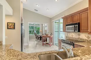 7126 Kensington Ct, University Park, FL 34201 - Photo 20