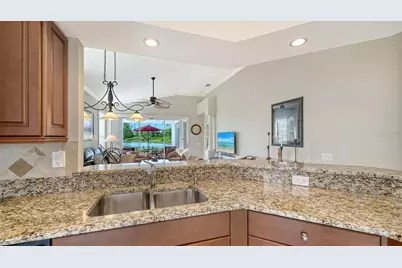 7126 Kensington Court, University Park, FL 34201 - Photo 22