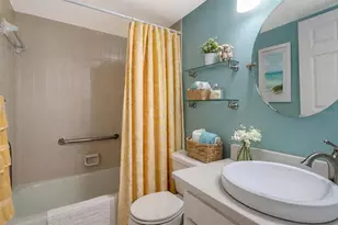 4868 Independence Dr, Bradenton, FL 34210 - Photo 32