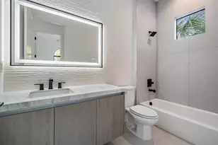 2910 W Aileen St, Tampa, FL 33607 - Photo 22