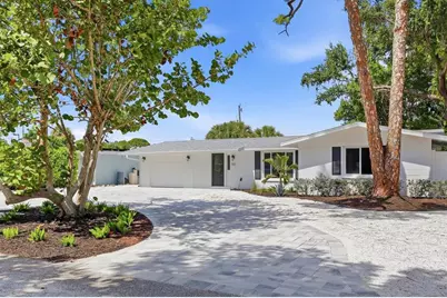 512 Sante Joseph Street, Venice, FL 34285 - Photo 2