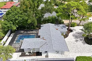 512 Sante Joseph St, Venice, FL 34285 - Photo 34