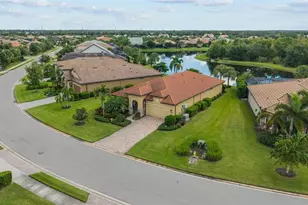 6905 Gosport Cv, Lakewood Ranch, FL 34202 - Photo 36