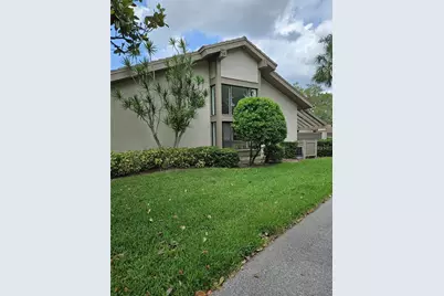 3183 Sandleheath #41, Sarasota, FL 34235 - Photo 1