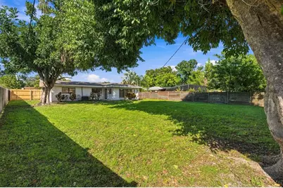 3030 Courtland Street, Sarasota, FL 34237 - Photo 26